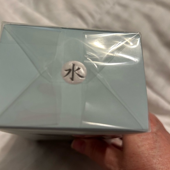 Shi eau de parfum spray Alfred Sung 3.4 fl. Oz. Not opened - Picture 2 of 3